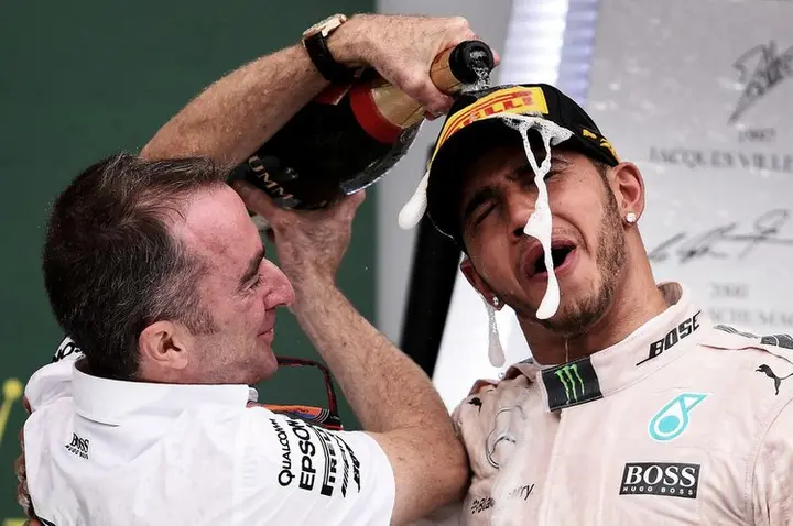 paddy lowe f1 lewis hamilton mercedes grandprixusahm jlunrj8 x