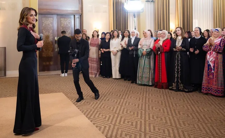King Abdullah presented Queen Rania with the Order of the Renaissance
