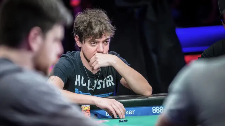 PokerGO News a Twitter: "13 years ago, Dario Minieri traded 3,000,000 FPPs for the most expensive prize in the @PokerStars store... a @Porsche.  https://t.co/2F6pdSQTfp" / Twitter