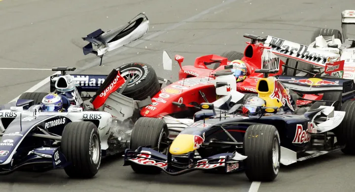 2006 Williams FW28, Nico Rosberg; 2006 Red Bull RB2, Christian Klein; 2006 Ferrari 248 F1, Felipe Massa. Australian Grand Prix [3681x2000] : r/F1Porn