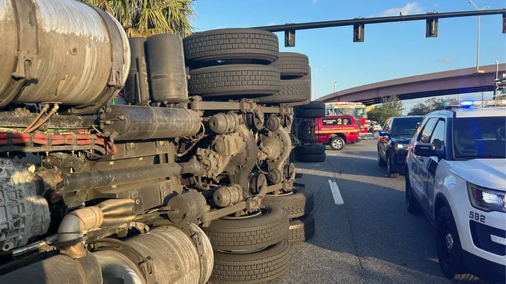 Florida authorities say truck carrying 1,000 milk crates overturns on highway Analyzing the Frequency of Truck Accidents in Major Cities