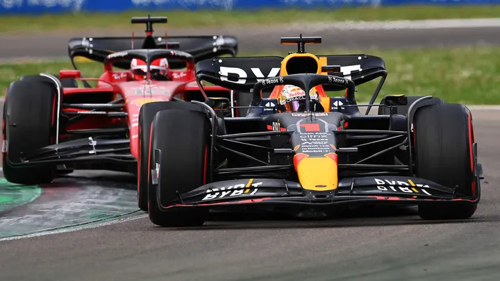 WM-Duell Leclerc vs. Verstappen: Alte Rivalität | AUTO MOTOR UND SPORT