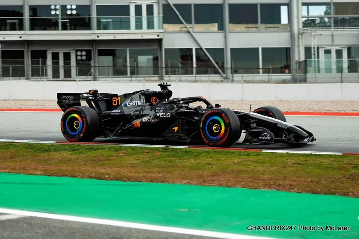 Piastri-McLaren-Barcelona-3-2026