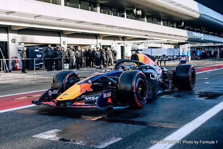 Red-Bull-RB22-Barcelona-2-2026