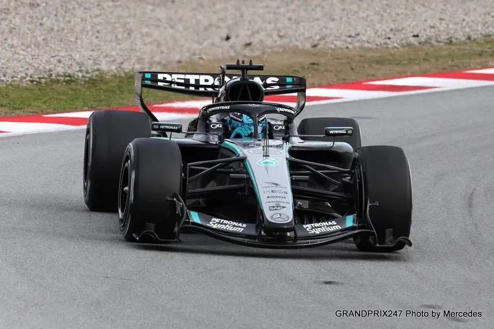 Russell-Barcelona-W17-2026