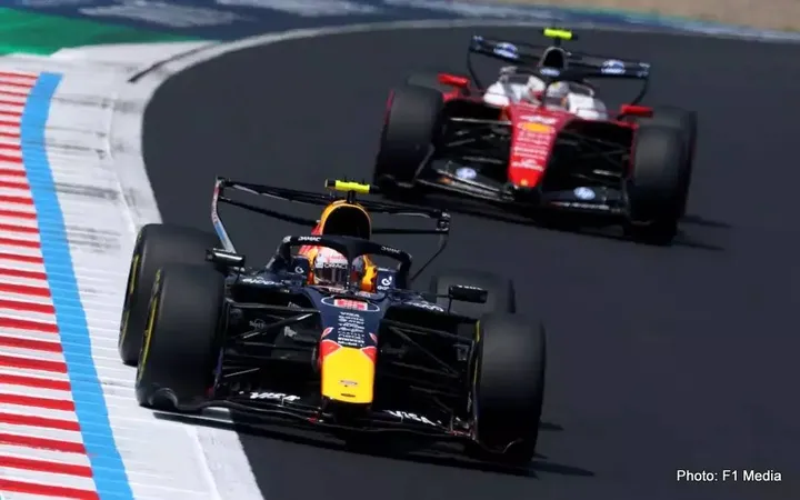 isack-hadjarLewis-Hamilton