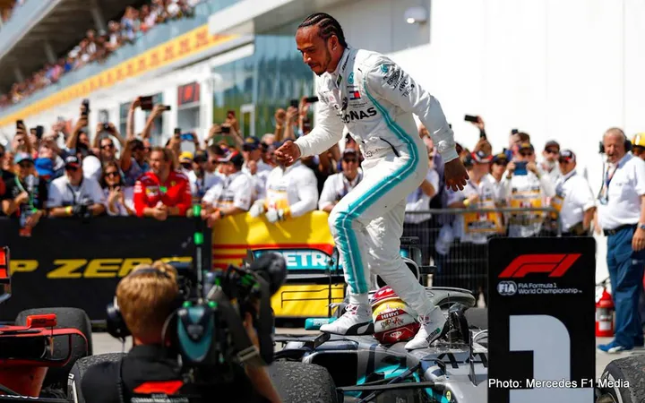 2019-canadian-grand-prix 10-Jun-lewis hamilton winner