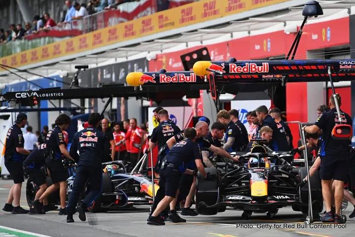 Verstappen-Hadjar-Canada-2026