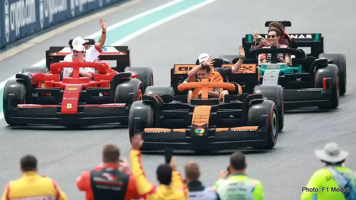 1-Lego-F1-Parade grand prix