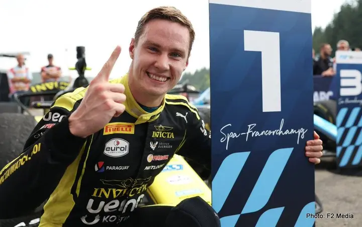 Durksen held on to secure an Invicta double