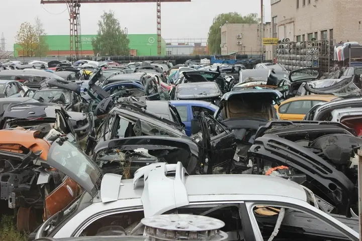 automobiliu lauzas 83425141