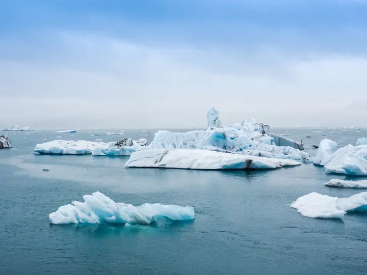 climate change cold glacier 2229887