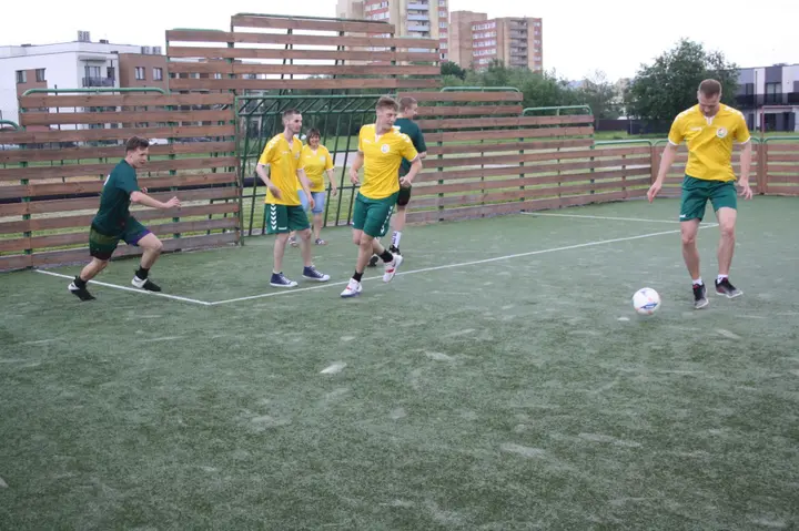 integruoto futbolo varzybos kauno kolegijos fotografija