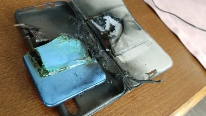 nakti uzsidege simonos telefonas 85176399