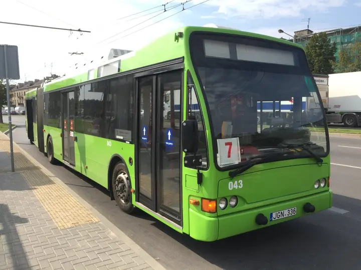 tr8lai 03