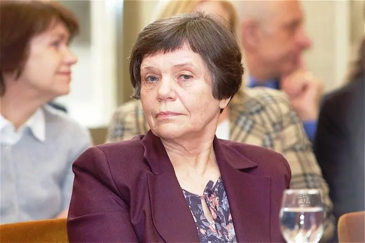 vlada stankuniene 74114046
