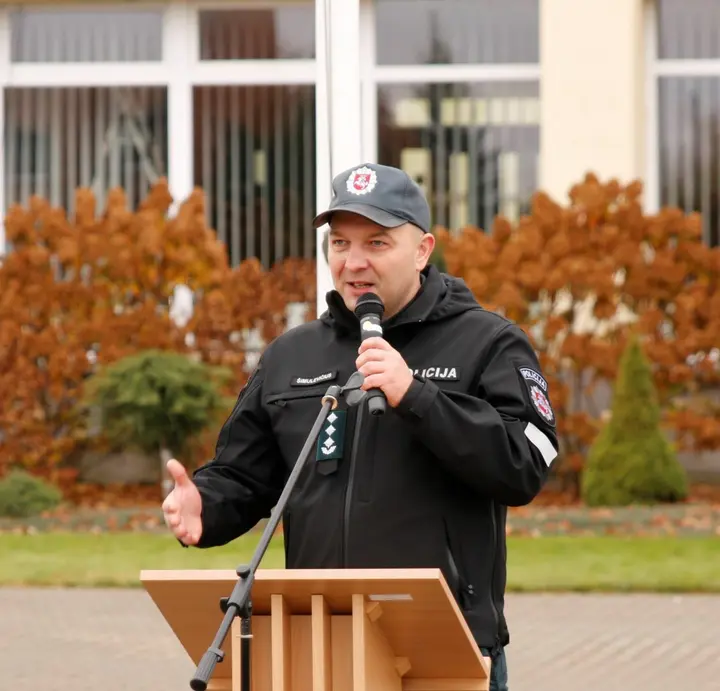 1579 16c2ba98e40ed20c65a5ee72cd145fa6