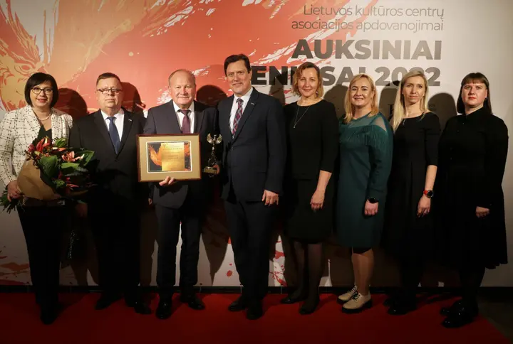 auksiniai feniksai1