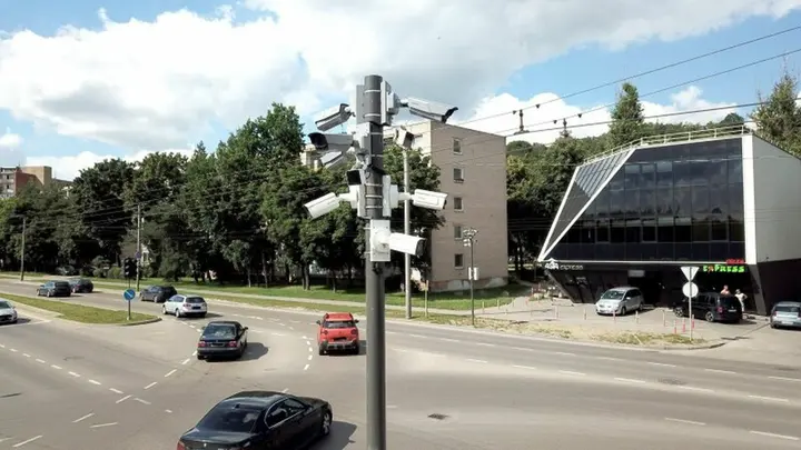 automobiliu sekimo kameros kaune 84774665