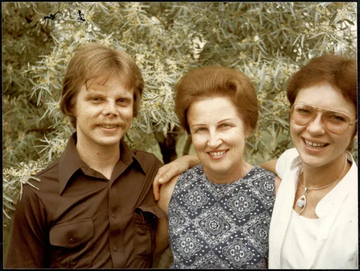 dalia augunas su vaikais jurate ir algiu jav 1980 1
