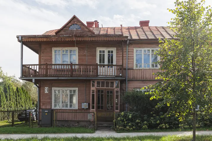 Minties rato g. 24. Šį namą 1928 m. pasistatė pedagogas Jonas Dereškevičius (arch. Ignas Gastila). Namas įtrauktas į Kultūros vertybių registrą./ R. Tenio nuotr.