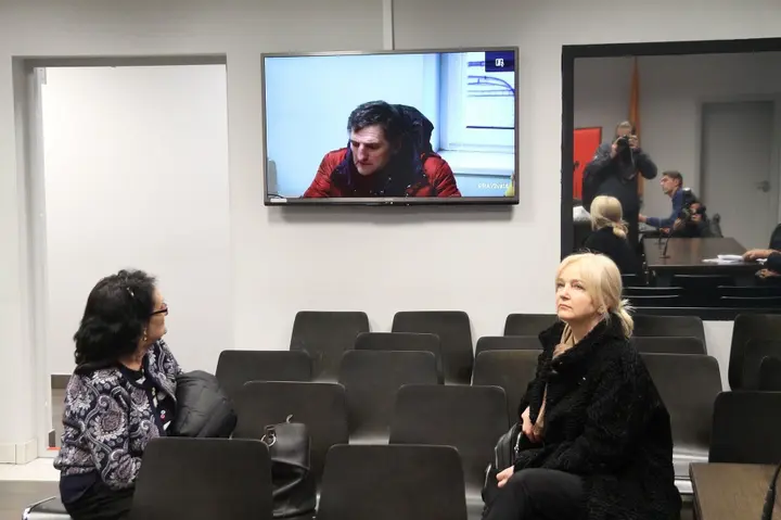 henrikas daktaras kauno apygardos teismo posedis