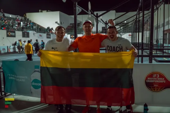 julius jaloveckas kaunas fts funkciniu treniruociu studija piotr riabych amber crossfit ir mantas grikstas brasa crossfit 1