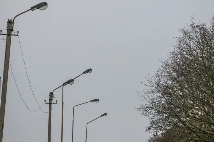 Naujas apšvietimas Savanorių pr.