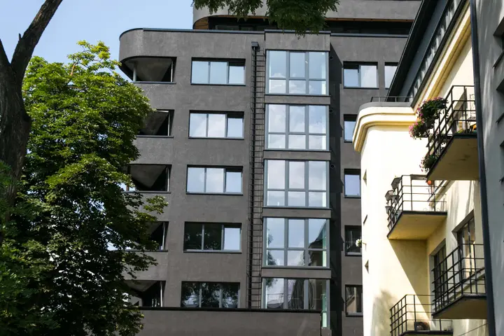 Parkingo keltuvai, daugiabutis Centre