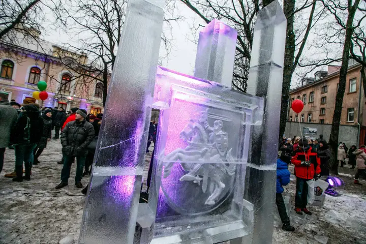 Vasario 16-oji Istorinėje LR Prezidentūroje, Ledo skulptūrų parkas