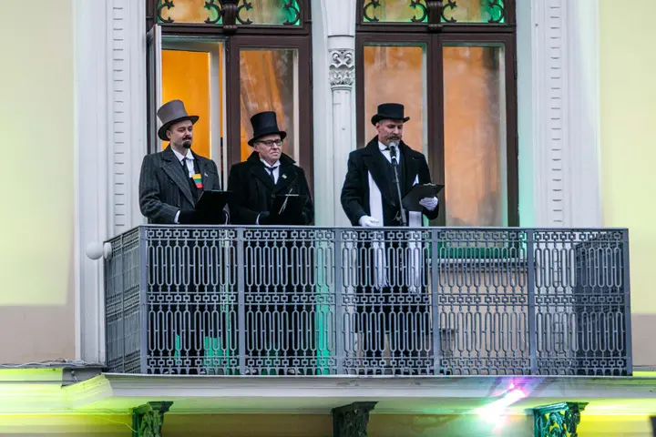 Vasario 16-oji Istorinėje LR Prezidentūroje, Ledo skulptūrų parkas