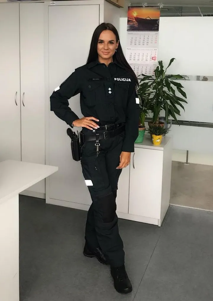 Naujos policijos uniformos
