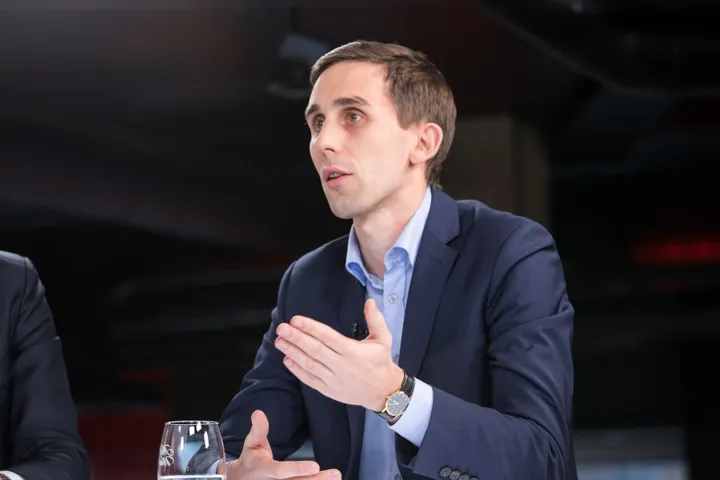 tadas povilauskas 79704677