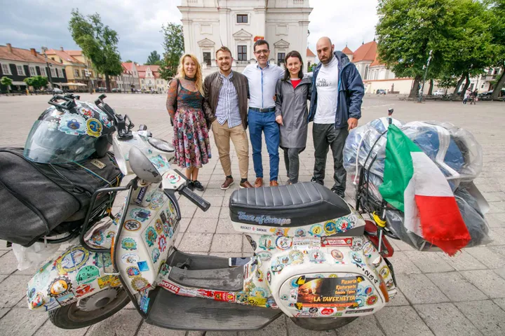 Italas keliauja aplink Europą