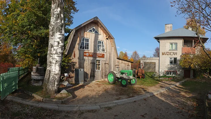 Senovinės technikos muziejus Smalininkuose