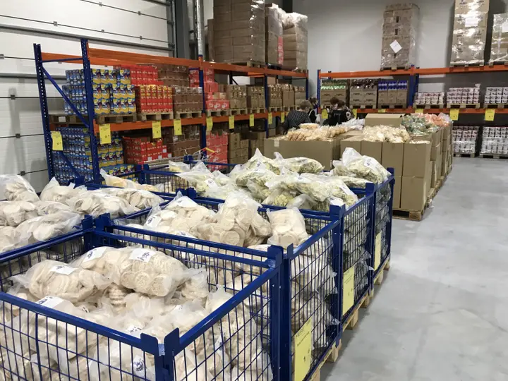 9149577
