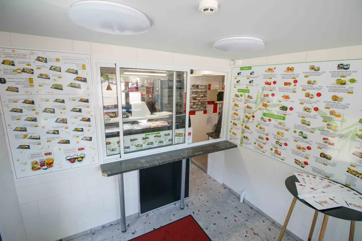 sushi str viduje scaled