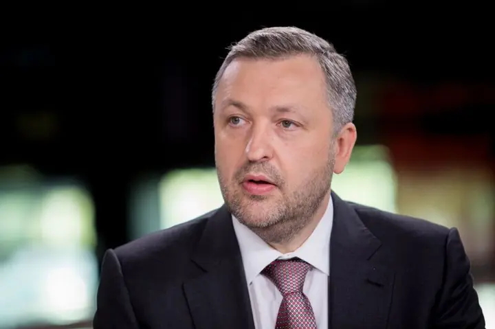 antanas guoga 81244605
