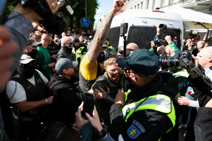 Riaušės „Kaunas Pride“ eitynėse / V. Sidabro nuotr.