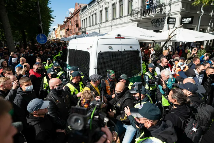Riaušės „Kaunas Pride“ eitynėse / V. Sidabro nuotr.