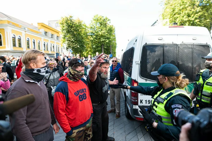 Riaušės „Kaunas Pride“ eitynėse / V. Sidabro nuotr.