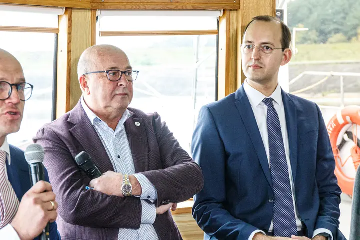 Pasirašytas šliuzo statybų memorandumas