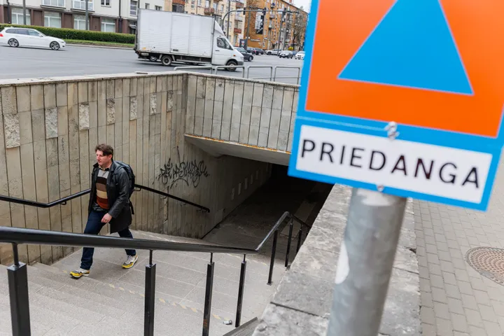 Priedanga požeminėje perėjoje