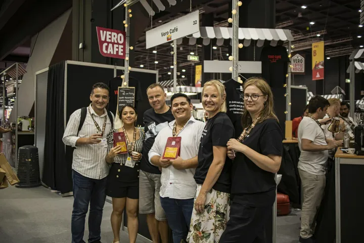 „Vero Cafe“ parodoje Milane