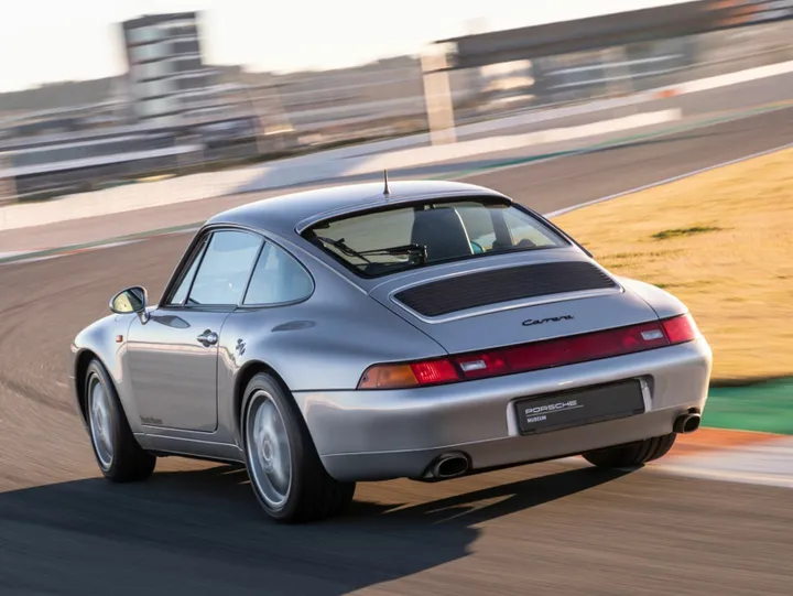 220820 porsche 911
