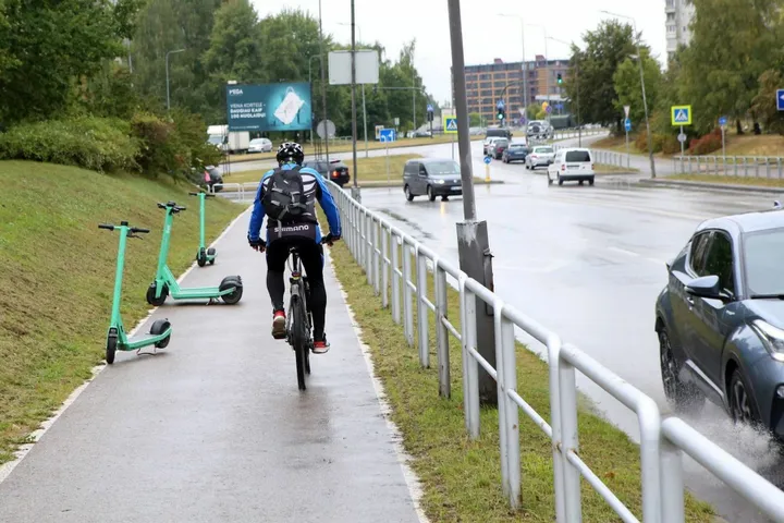 „Bolt“ elektriniai paspirtukai / M. Patašiaus nuotr.