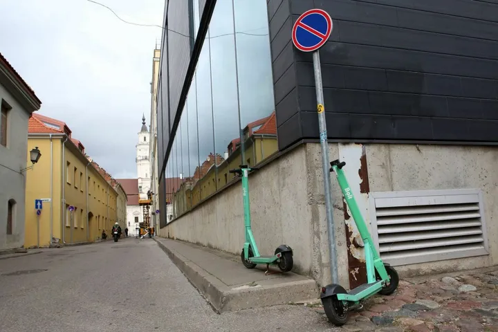 „Bolt“ elektriniai paspirtukai / M. Patašiaus nuotr.