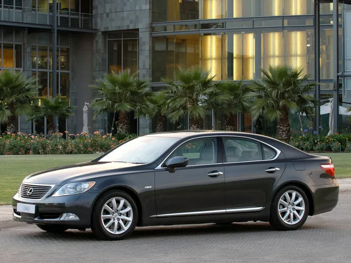 220906 lexus ls