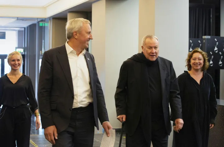 su rez robertu wilsonu lucie jansch nuotr