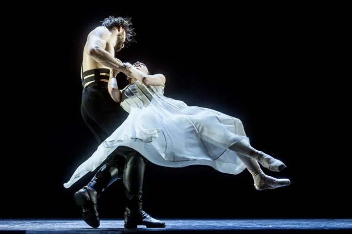 Kauno valstybiniame muzikiniame teatre - meile ir aistromis alsuojančio baleto „Dezdemona“ premjera